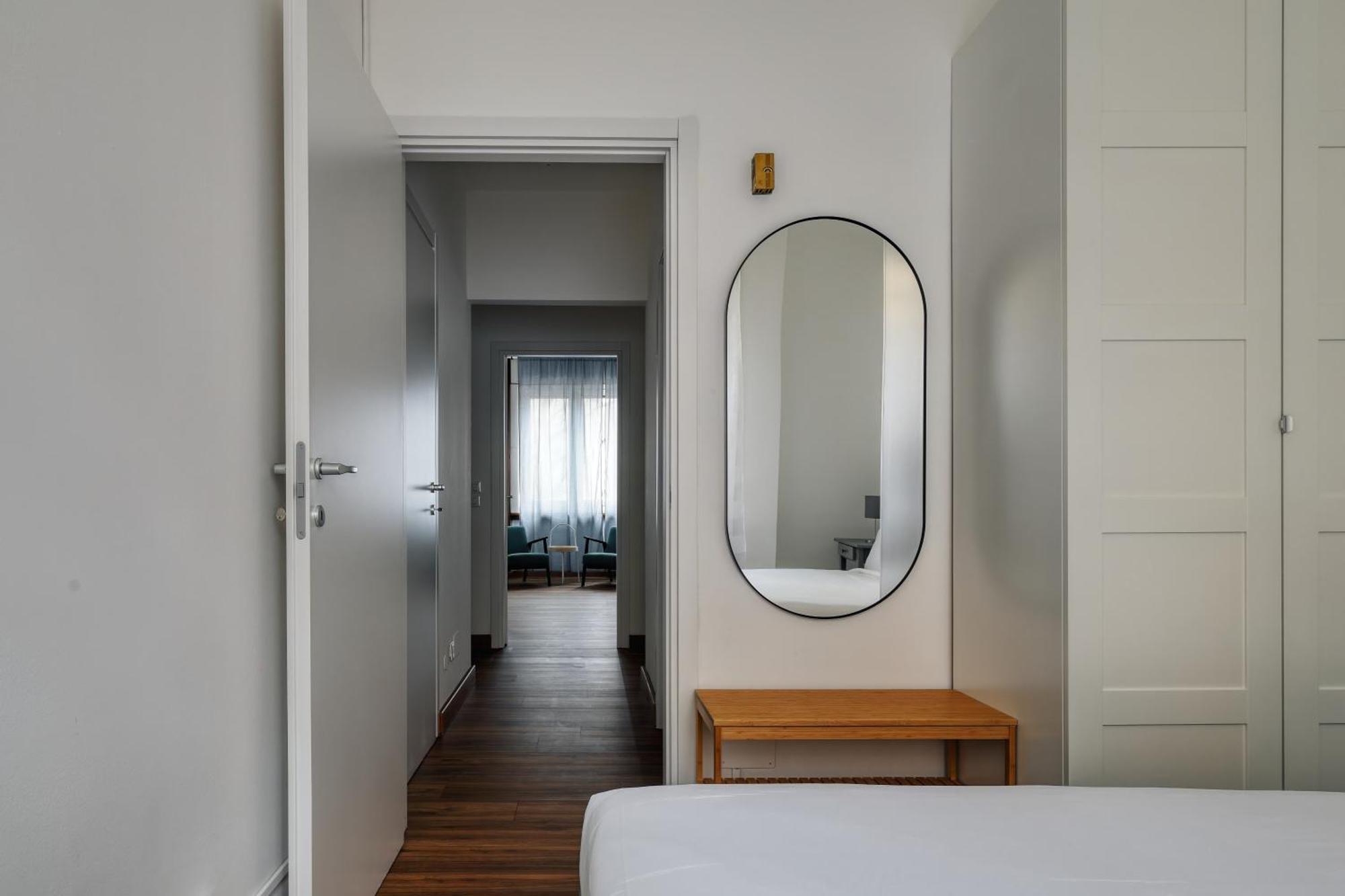 Joivy Chic 3-Bed Flat Near Colonne Di San Lorenzo 米兰 外观 照片