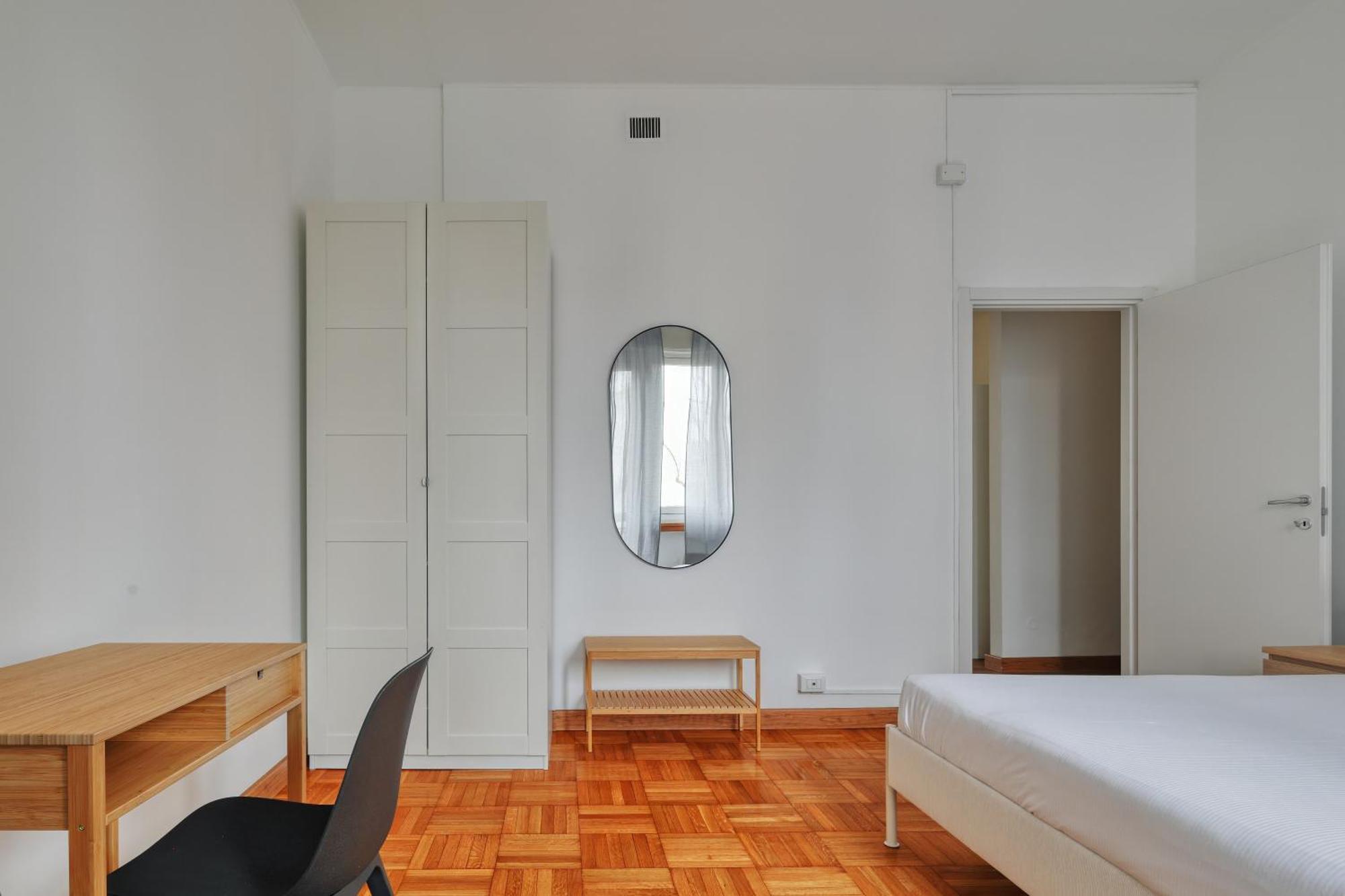Joivy Chic 3-Bed Flat Near Colonne Di San Lorenzo 米兰 外观 照片